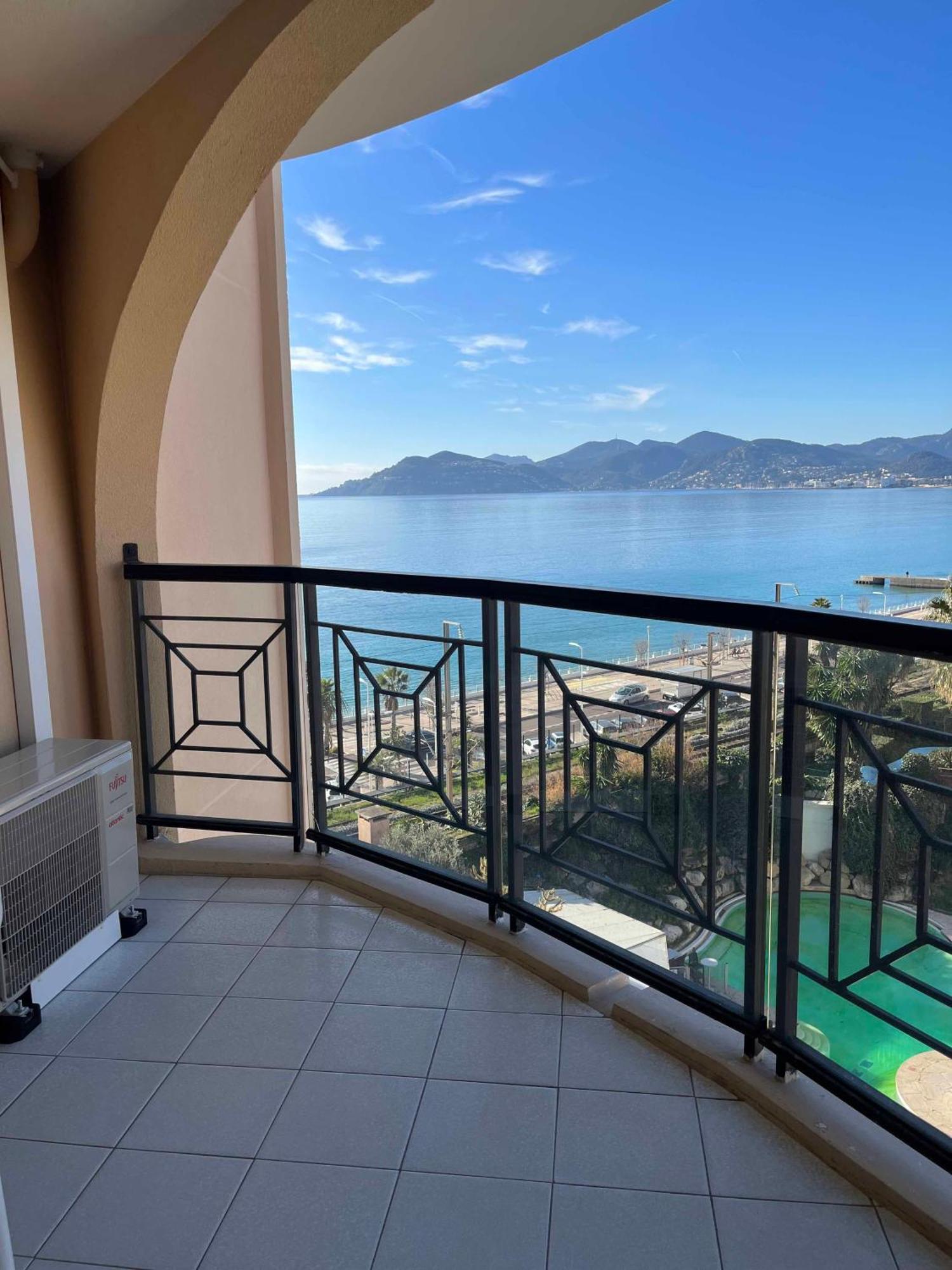 Cannes Apartment With Sea View, Aircondition And Parking Kültér fotó
